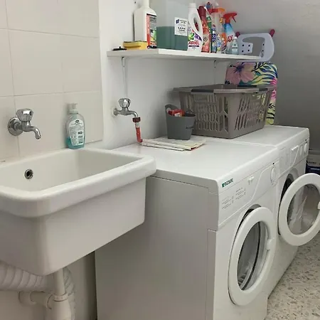 No 25, Марсаскала